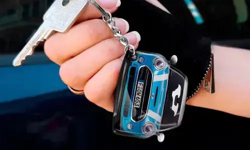 gallery-keychain-car-3