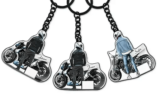 Personlig motorcykel-nøglering med navn