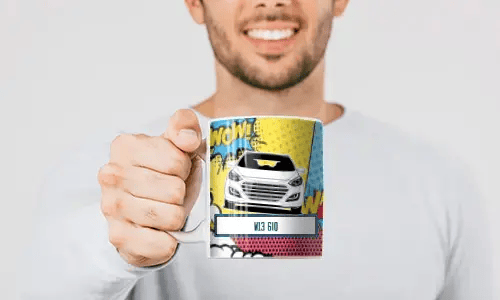 2 auto comic in the men's hand