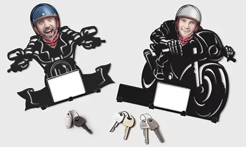 gallery-keyholder-wall-motorcycle-rider-skeleton-face-license-plate-and-text-printed-3