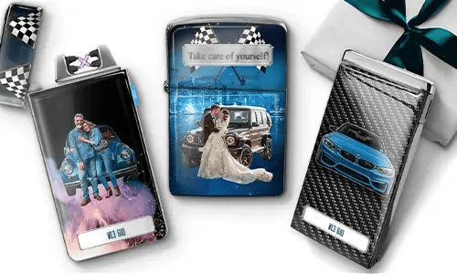 Drei individuelle Feuerzeuge mit Motiven von Autos und Paaren. Links ein tanzendes Paar, in der Mitte ein Hochzeitsmotiv mit Auto, rechts ein sportliches Auto. Daneben befindet sich eine Geschenkbox.