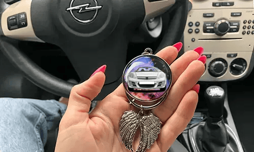 gallery-mirror-chain-angel-wings-6-1