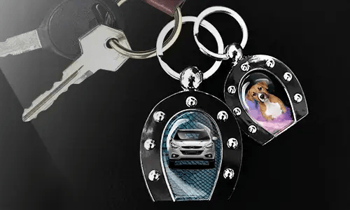 gallery-photo-horseshoe-keychain-2